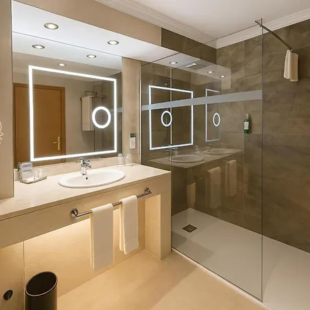 Baia Grande فندق البوفيرا