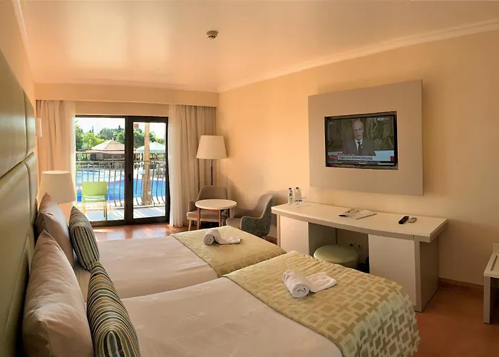 فندق Baia Grande البوفيرا