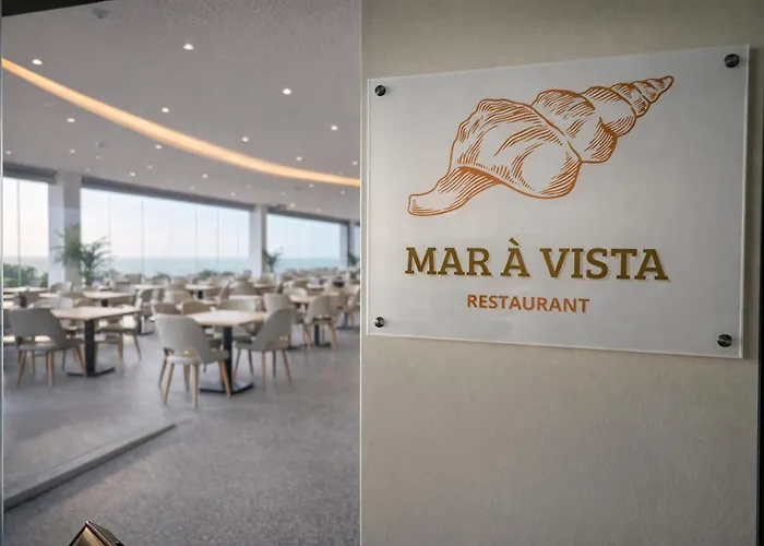 Baia Grande فندق 4*