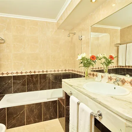 Hotel Baia Grande 4*