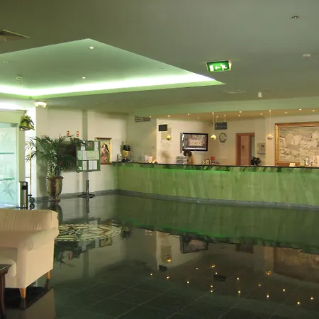 Hotel Baia Grande 4*