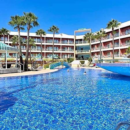 Baia Grande 4*