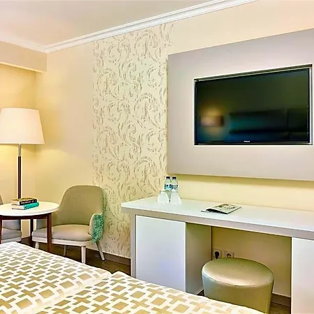 Otel Baia Grande 4*