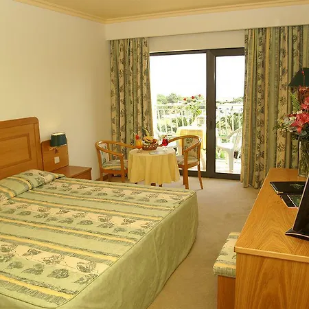 Baia Grande Hotel 4*