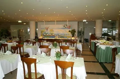 Hotel Baia Grande 4*