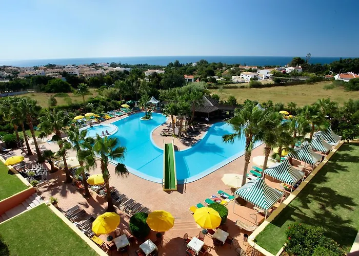 Baia Grande Hotel 4*