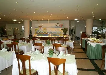 Готель Baia Grande 4*